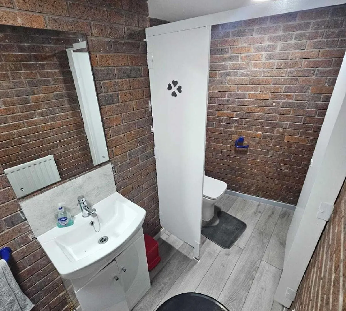 Queens Place - Rooms Brighton
